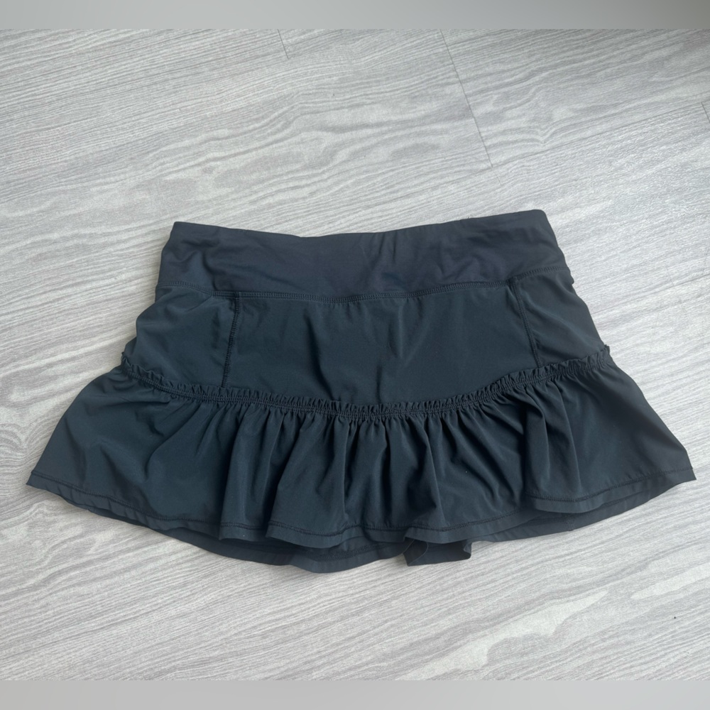 lululemon black ruffle skort sz 6